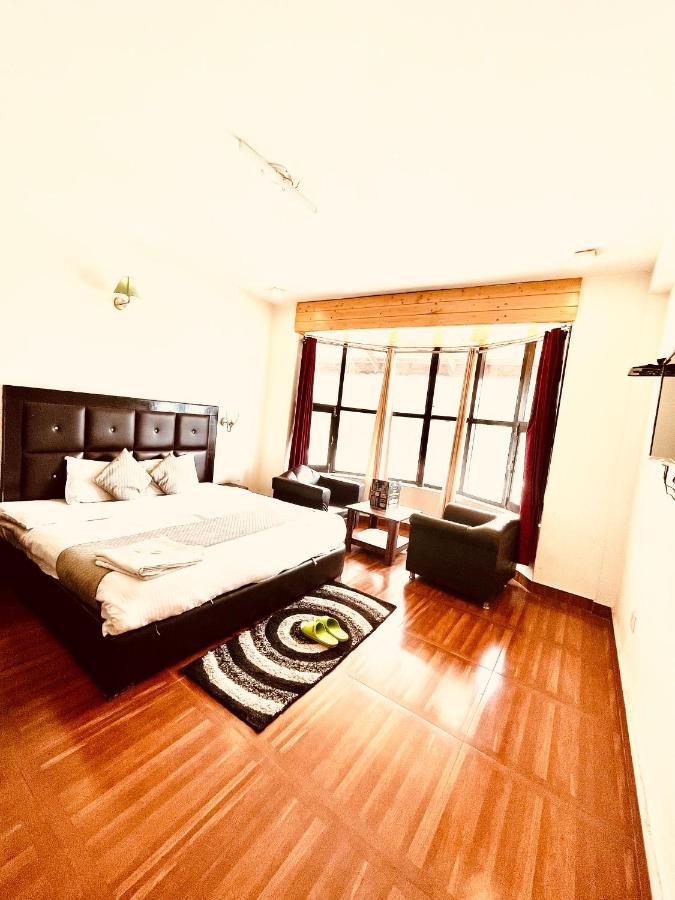 Hotel Hadimba - In City Center Manāli エクステリア 写真