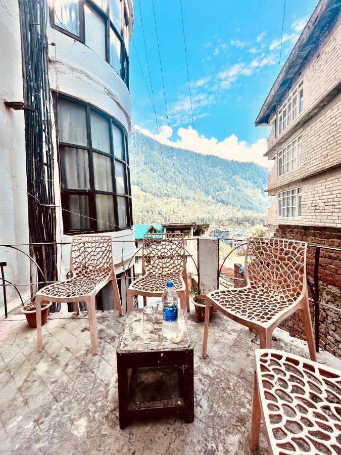 Hotel Hadimba - In City Center Manāli エクステリア 写真