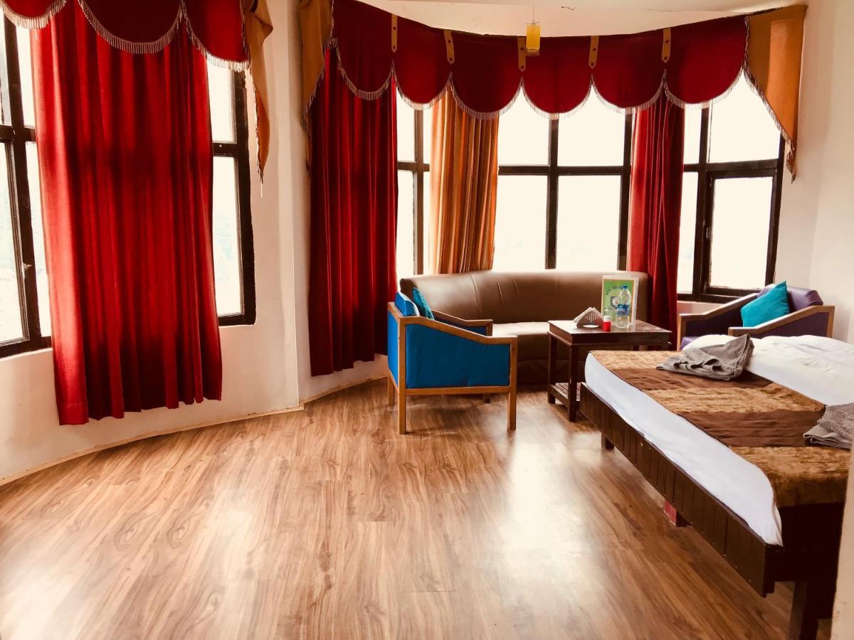 Hotel Hadimba - In City Center Manāli エクステリア 写真