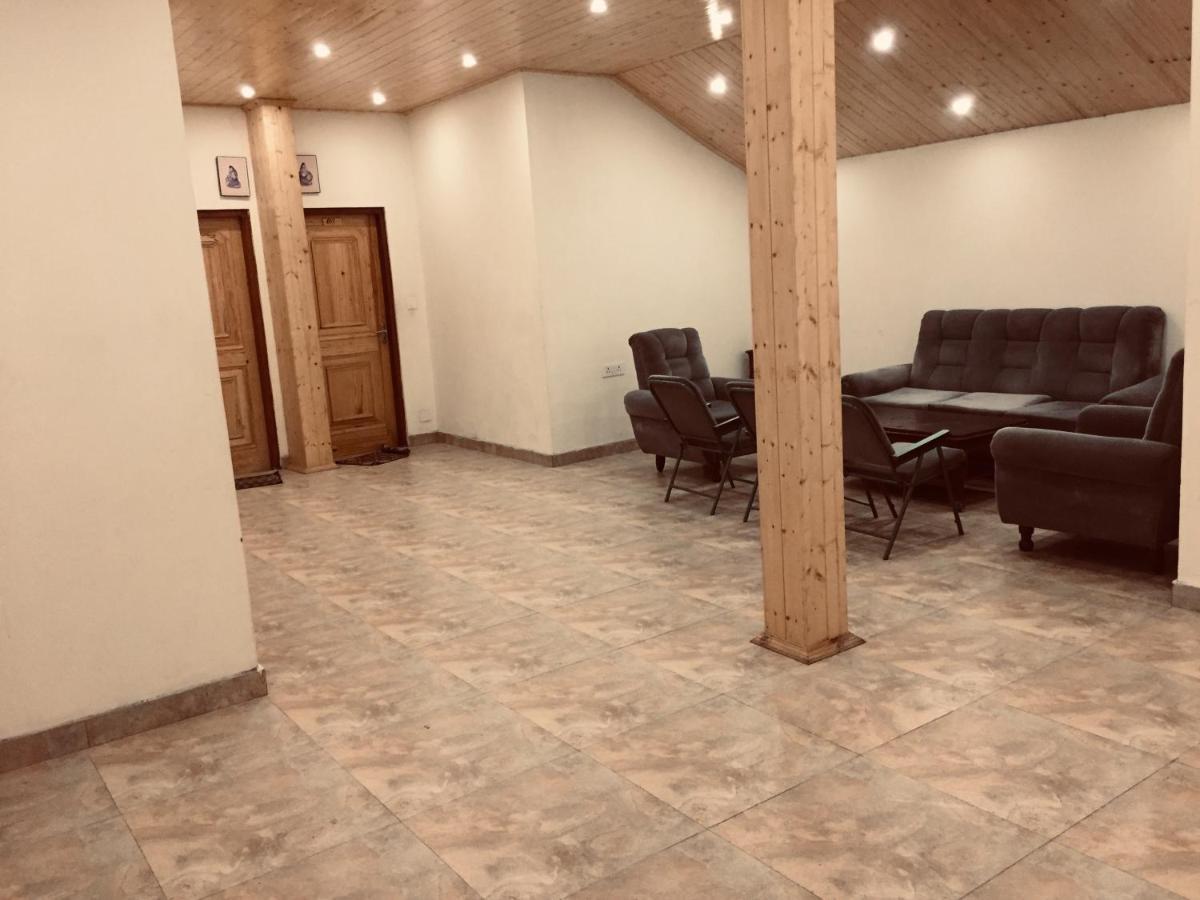 Hotel Hadimba - In City Center Manāli エクステリア 写真